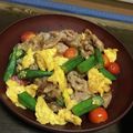 クロ８５'s cooksnap of when they made オクラと豚肉、トマトの甘酢卵炒め.