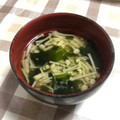 maki_08's cooksnap of when they made えのきとわかめのコンソメスープ♪.