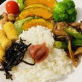 Hirarinn☆'s cooksnap of when they made ご飯のお供♪「昆布の佃煮と梅干し」.