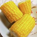 ふくふく☆'s cooksnap of when they made レンジで絶品ゆでとうもろこし.