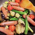 kohada2251's cooksnap of when they made 夏野菜とシャウエッセンのスタミナ煎り.