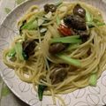 ピンクのたまご's cooksnap of when they made 牡蠣のオイル漬けと春菊の塩パスタ.