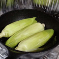 cyobindish's cooksnap of when they made ★皮付きで★美味しいとうもろこしの茹で方.
