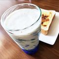 麻's cooksnap of when they made バナナとキュウイのジュース.