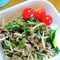 ざじよ's cooksnap of when they made 豚挽き肉ニラモヤシ玉スタミナ丼.