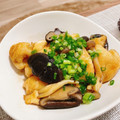 ＊＊めろん＊＊'s cooksnap of when they made 材料２つ＊鶏肉と椎茸の塩にんにく炒め.