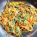 きゃなえとHAL's cooksnap of when they made 人参豆苗胡椒炒め.