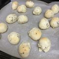hazelnats's cooksnap of when they made 白玉粉とマヨでポンデケージョ.