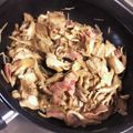 クックGG0TK4☆'s cooksnap of when they made 【簡単】きのことベーコンのバターソテー.