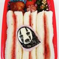 めいめい☆☆☆'s cooksnap of when they made キャラ弁 おにぎり 顔なし.