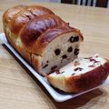 ヒ～ロ's cooksnap of when they made 30分で完成⁉不思議パンのレーズン食パン.