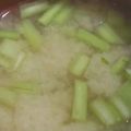 ヨシヨッシー's cooksnap of when they made カブの葉の味噌汁.