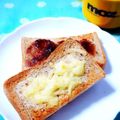 ふうはっちゃん's cooksnap of when they made 練乳チーズ☆トースト.