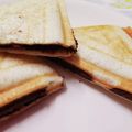SUNMOONMOM's cooksnap of when they made チョコあんホットサンド.