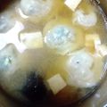 xyzクック's cooksnap of when they made 母から受け継いだ我が家のワンタンスープ.