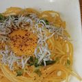 mikiha5's cooksnap of when they made カルディのウニバターでしらすのせパスタ.