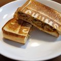 のんびりご飯's cooksnap of when they made 豚照り焼きの甘辛ホットサンド.