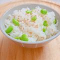 ころわんの母さん's cooksnap of when they made ぱぱっと彩りご飯！　冷凍ご飯で枝豆めし.