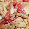 つぴ丸's cooksnap of when they made 鶏むね肉とトマトの深煎りごま炒め.