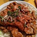 makichaki's cooksnap of when they made キャベツたっぷりソース豚丼.