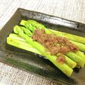 chanpad's cooksnap of when they made アスパラのソテー★アンチョビバターソース.