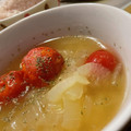 けんの味処's cooksnap of when they made プチトマトとたまねぎのスープ.