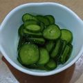 ラリー＆サラ's cooksnap of when they made 3時間で美味しい塩だけキュウリのお漬物.