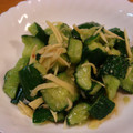 hyururi's cooksnap of when they made 簡単♪きゅうりの昆布茶漬け.
