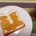 akoreana's cooksnap of when they made めっちゃ旨 !!マンゴークリチトースト♪.