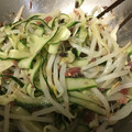 葉月優希's cooksnap of when they made もやしときゅうりのカリ梅和え.