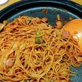 ぱんぽん's cooksnap of when they made ホットプレートで作る、でっかいナポリタン.