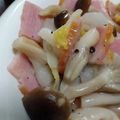 つえちょん's cooksnap of when they made 椎茸とベーコンと白菜のいため♪お弁当にも.