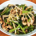 低カロ探検隊's cooksnap of when they made もやしかさ増し空芯菜炒め.