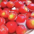 子育て頑張り中's cooksnap of when they made つるん♪ミニトマトの湯むきが簡単に.
