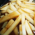 yknobi's cooksnap of when they made 大量消費に！じゃがいもとハムのとろとろ煮.