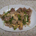 akoreana's cooksnap of when they made ふわふわ卵と豚肉の豆苗炒め.