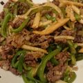 食いしん坊山ガール's cooksnap of when they made 簡単本格☆牛肉チンジャオロースー.