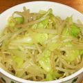 クックDAD's cooksnap of when they made 簡単☆もやしとキャベツの絶品ナムル.
