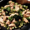 みこひろママ's cooksnap of when they made 簡単メイン♪鶏とブロッコリーの中華炒め.