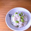 hiroerico's cooksnap of when they made ぱぱっと彩りご飯！　冷凍ご飯で枝豆めし.