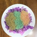 ちーちゃん2511☆'s cooksnap of when they made 麺は緑色☆紫キャベツの不思議な焼きそば♪.