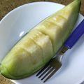 まゆみきママ's cooksnap of when they made 食べやすい！＊おしゃれメロンの切り方＊.