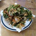 トムドッキー's cooksnap of when they made 苦味が無くなるにんじんの葉のかき揚げ.