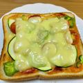kurarayuki's cooksnap of when they made 夏野菜ゴロゴロチーズトースト.