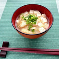 FGO☆'s cooksnap of when they made 豆富と油揚げ・長ネギの味噌汁.