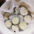ﾁｲﾁｬﾝﾏﾏ's cooksnap of when they made ズッキーニのアク抜き.