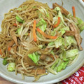 おはなすき's cooksnap of when they made 絶対はまる。カレー焼きそば.