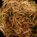 オデッタ's cooksnap of when they made 挽肉ともやしのピリ辛炒め.