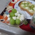 よちりん's cooksnap of when they made マスカットとモッツアレラ.
