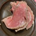カトアユトン's cooksnap of when they made クリスマス！湯せんで簡単！ローストビーフ.